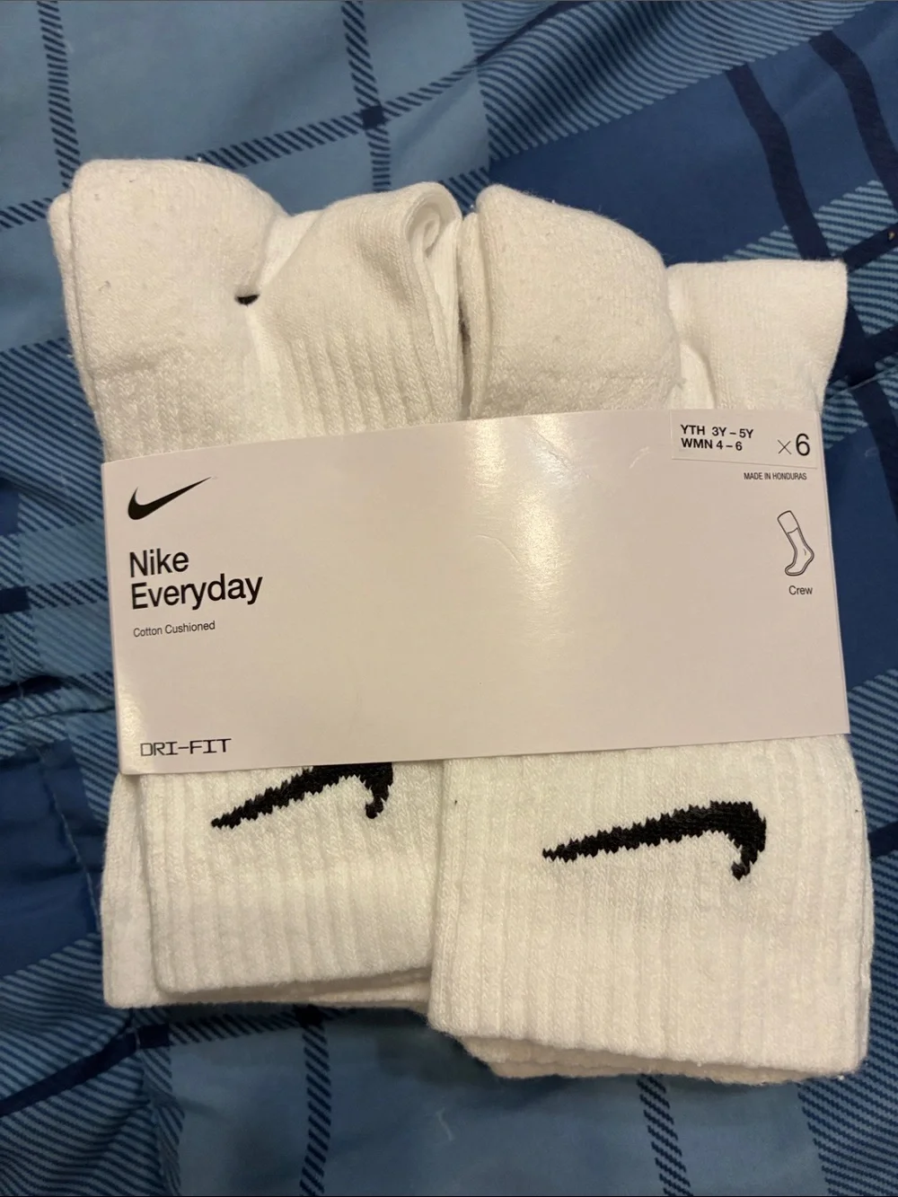NWT Nike White Crew Athletic Socks with Black Swoosh (6-Pack) Dri-Fit YTH- 3Y-5Y